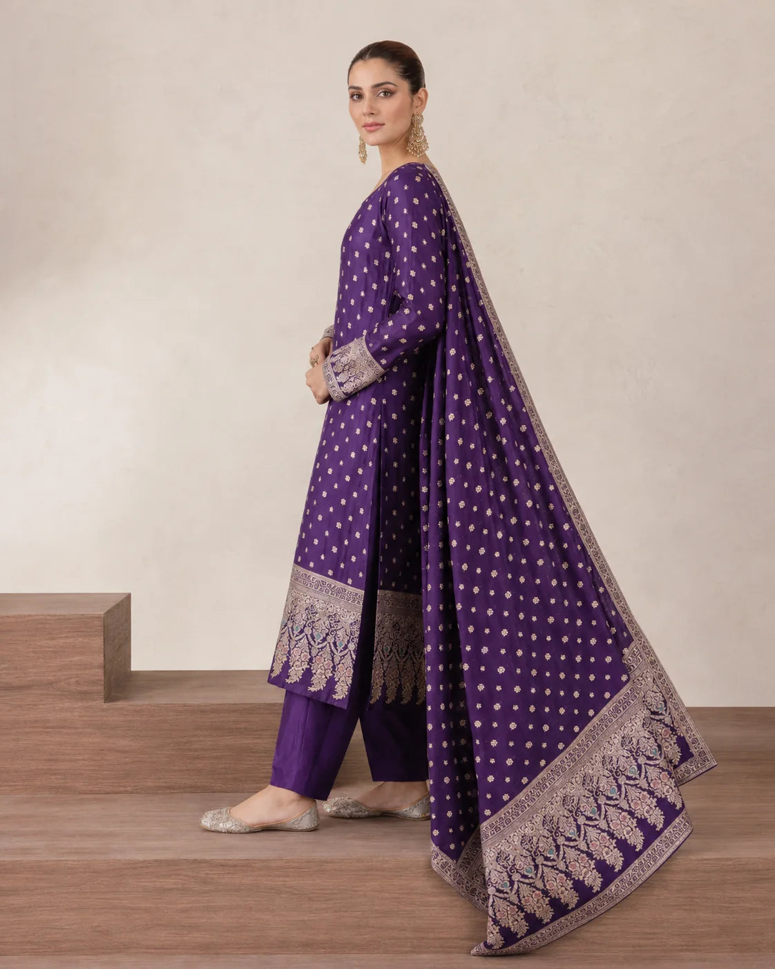 Purple Banarsi Viskos Shifon suit side view with dupatta